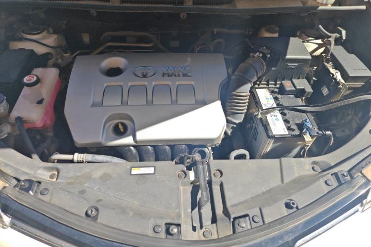 Used Toyota RAV4 2016 2.0L CVT Two-Wheel Drive Fashion Edition China V Standard Engine Bay