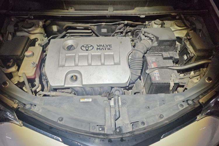Used Toyota RAV4 2016 2.0L CVT Two-Wheel Drive Fashion Edition China V Standard Engine Bay