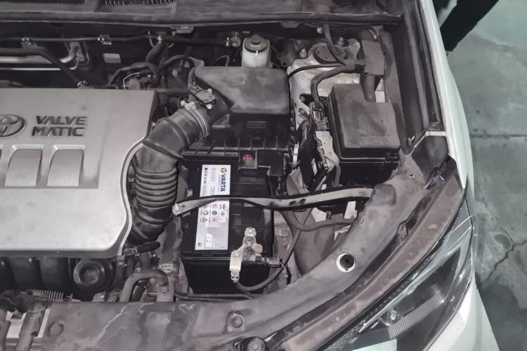 Used Toyota RAV4 2016 2.0L CVT Two-Wheel Drive Fashion Edition China V Standard Engine Bay Left