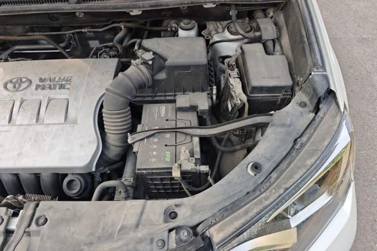 Used Toyota RAV4 2016 2.0L CVT Two-Wheel Drive Fashion Edition China V Standard Engine Bay Left