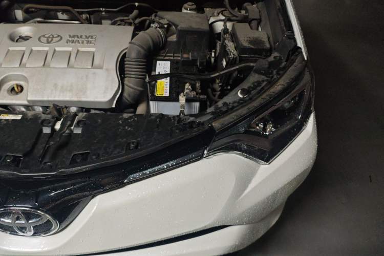 Used Toyota RAV4 2016 2.0L CVT Two-Wheel Drive Comfort Edition China V Standard Engine Bay Left