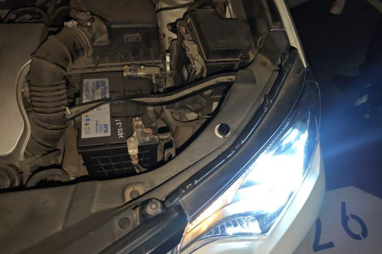 Used Toyota RAV4 2016 2.0L CVT Two-Wheel Drive Fashion Edition China V Standard Engine Bay Left
