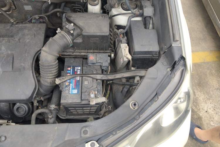 Used Toyota RAV4 2016 2.0L CVT Two-Wheel Drive Fashion Edition China V Standard Engine Bay Left