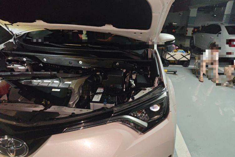 Used Toyota RAV4 2016 2.0L CVT Two-Wheel Drive Smart Edition China V Standard Engine Bay Left
