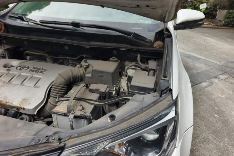 Used Toyota RAV4 2016 2.0L CVT Two-Wheel Drive Fashion Edition China V Standard Engine Bay Left