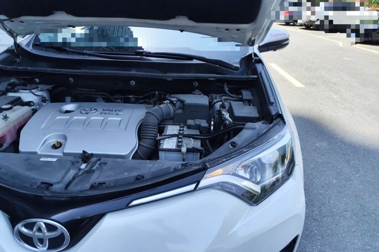 Used Toyota RAV4 2016 2.0L CVT Two-Wheel Drive Fashion Edition China V Standard Engine Bay Left