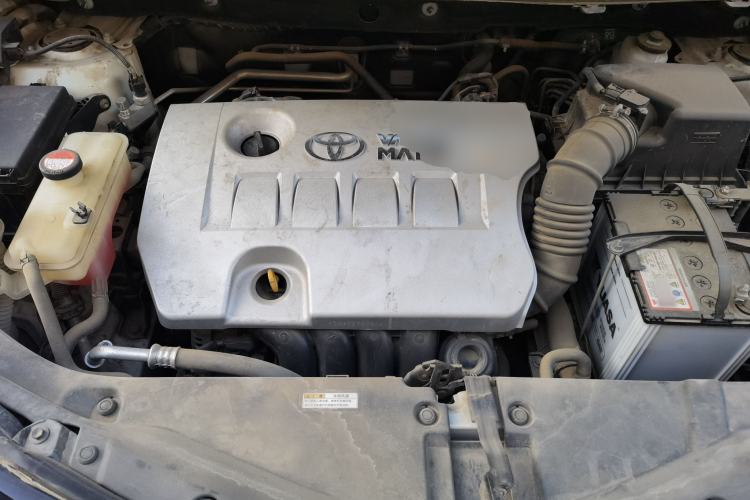 Used Toyota RAV4 2016 2.0L CVT Two-Wheel Drive Fashion Edition China V Standard Engine Bay