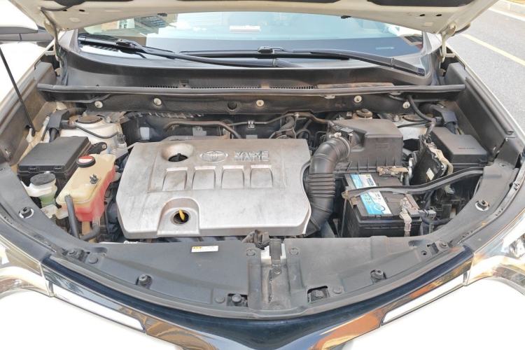 Used Toyota RAV4 2016 2.0L CVT Two-Wheel Drive Smart Edition China V Standard Engine Bay