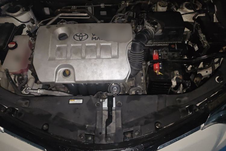 Used Toyota RAV4 2016 2.0L CVT Two-Wheel Drive Fashion Edition China V Standard Engine Bay