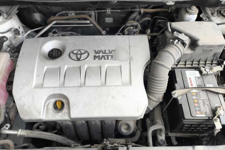 Used Toyota RAV4 2016 2.0L CVT Two-Wheel Drive Fashion Edition China V Standard Engine Bay
