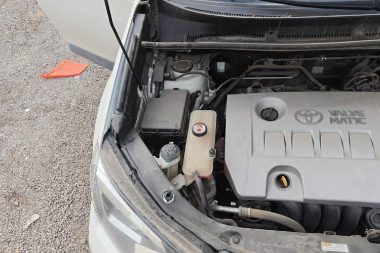 Used Toyota RAV4 2016 2.0L CVT Two-Wheel Drive Smart Edition China V Standard Engine Bay Right