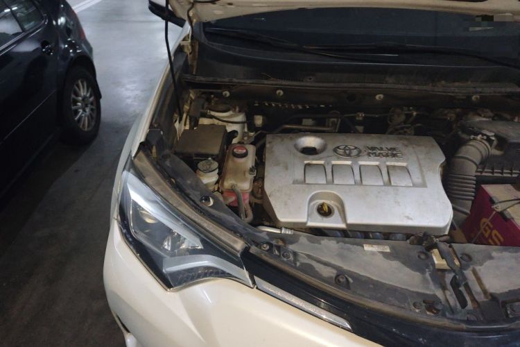 Used Toyota RAV4 2016 2.0L CVT 4x4 New Edition China V Standard Engine Bay Right