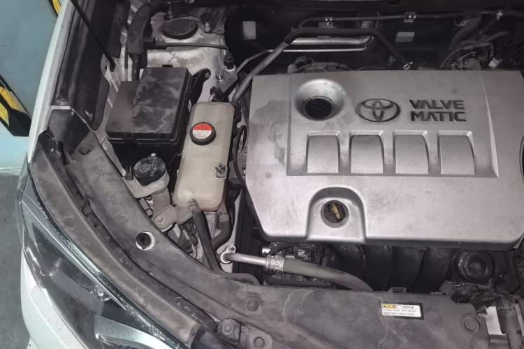 Used Toyota RAV4 2016 2.0L CVT Two-Wheel Drive Fashion Edition China V Standard Engine Bay Right