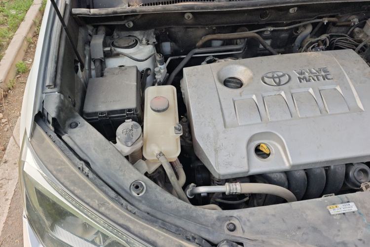 Used Toyota RAV4 2016 2.0L CVT Two-Wheel Drive Fashion Edition China V Standard Engine Bay Right