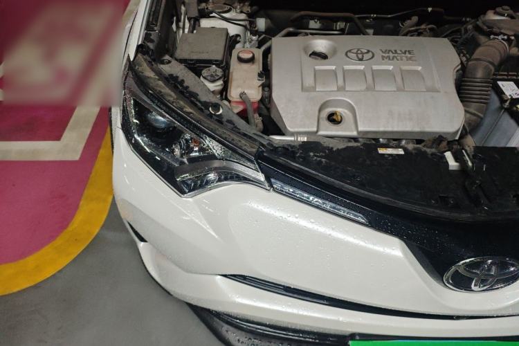 Used Toyota RAV4 2016 2.0L CVT Two-Wheel Drive Comfort Edition China V Standard Engine Bay Right