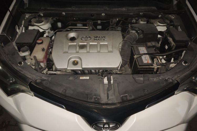 Used Toyota RAV4 2016 2.0L CVT Two-Wheel Drive Fashion Edition China V Standard Engine Bay
