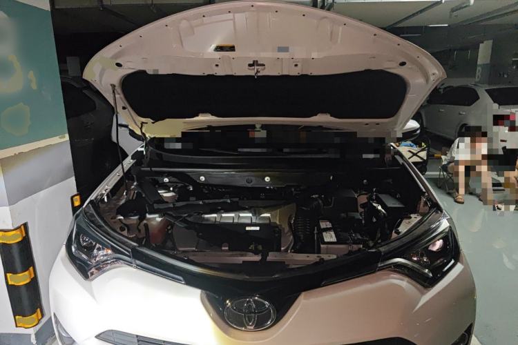Used Toyota RAV4 2016 2.0L CVT Two-Wheel Drive Smart Edition China V Standard Engine Bay