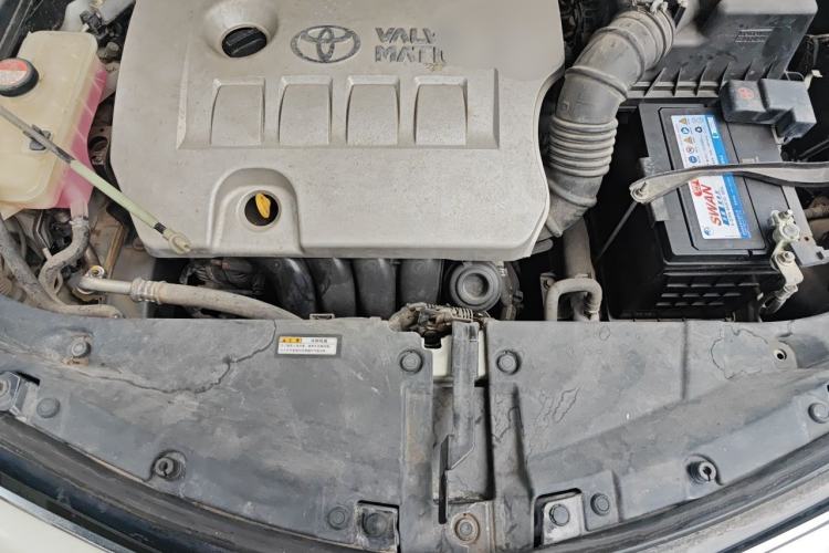 Used Toyota RAV4 2016 2.0L CVT Two-Wheel Drive Fashion Edition China V Standard Engine Bay
