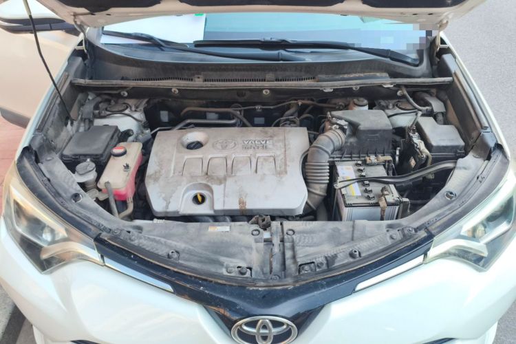 Used Toyota RAV4 2016 2.0L CVT Two-Wheel Drive Smart Edition China V Standard Engine Bay