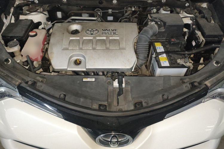 Used Toyota RAV4 2016 2.0L CVT Two-Wheel Drive Fashion Edition China V Standard Engine Bay