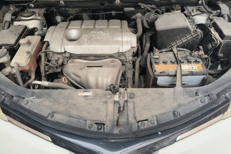 Used Toyota RAV4 2016 2.5L Automatic 4x4 Elite Edition Engine Bay