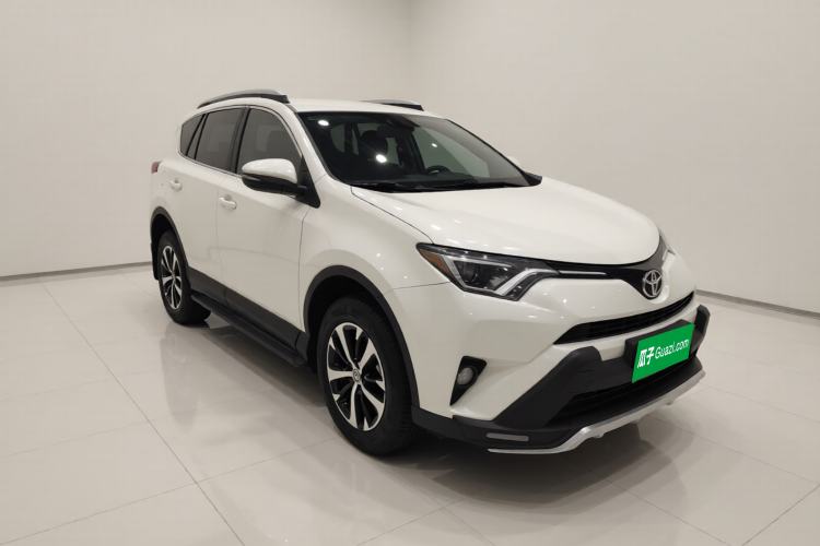 Used Toyota RAV4 2016 2.0L CVT Two-Wheel Drive Urban Edition China V Standard Exterior 1