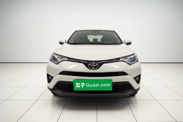 Used Toyota RAV4 2016 2.0L CVT Two-Wheel Drive Urban Edition China V Standard Exterior 1