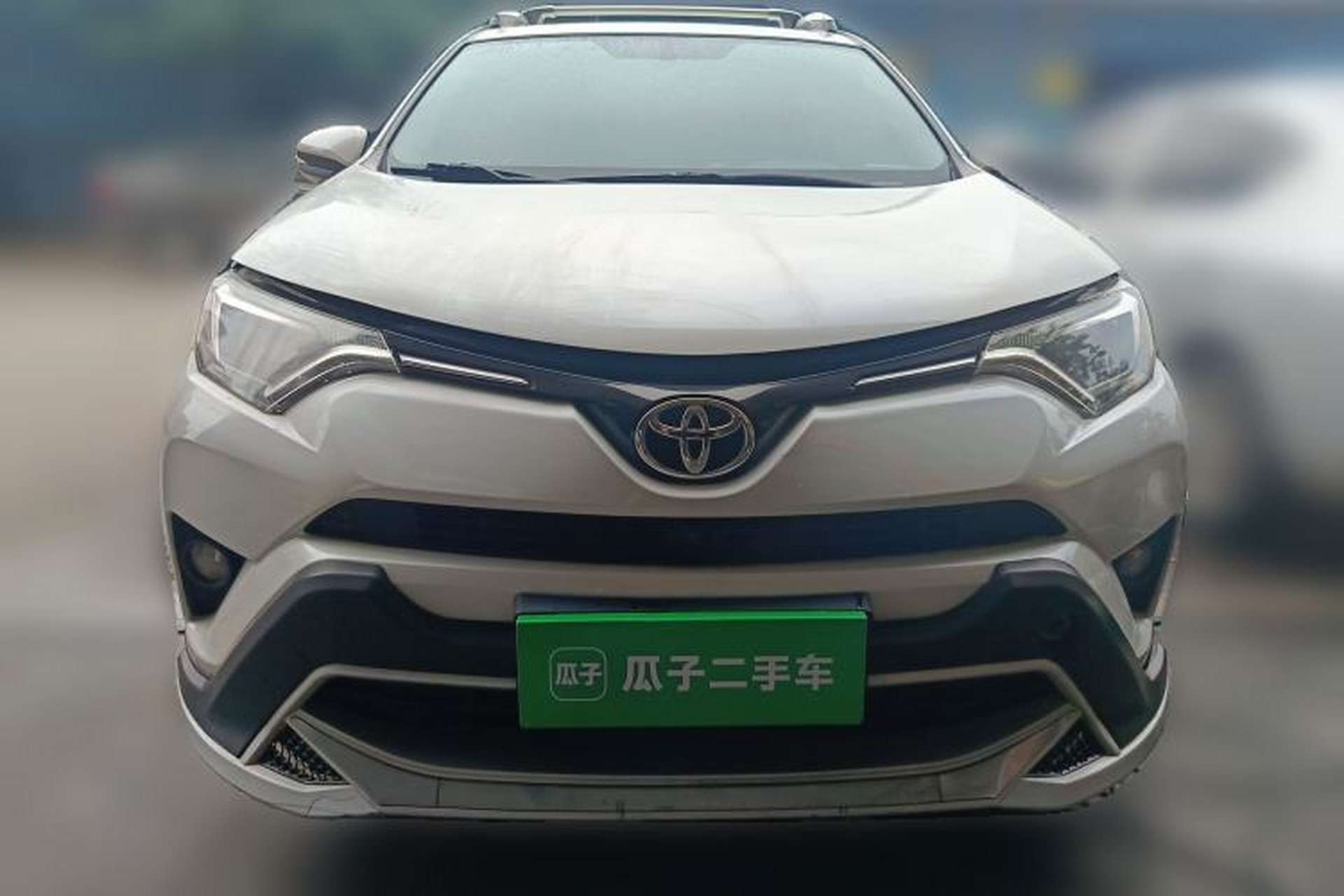 Used Toyota RAV4 2016 2.0L CVT Two-Wheel Drive Fashion Edition China V Standard Exterior 1