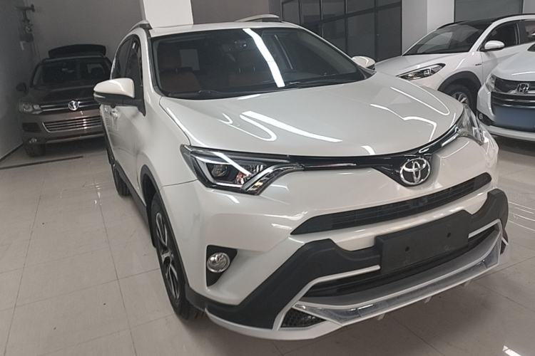 Used Toyota RAV4 2016 2.0L CVT Two-Wheel Drive Smart Edition China V Standard Exterior 1