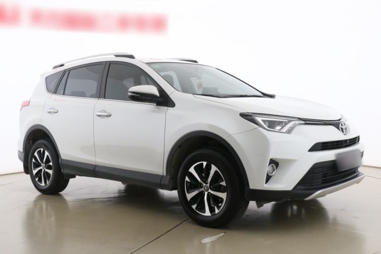 Used Toyota RAV4 2016 2.0L CVT Two-Wheel Drive Smart Edition China V Standard Exterior 2