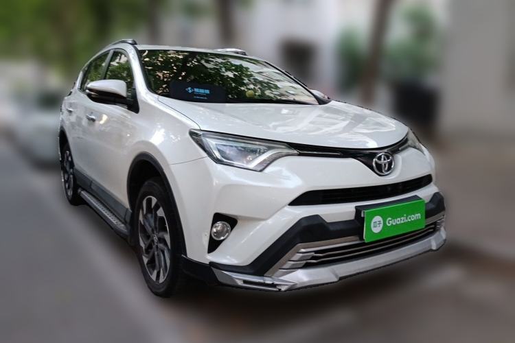 Used Toyota RAV4 2016 2.5L Automatic 4x4 Elite Edition Exterior 2