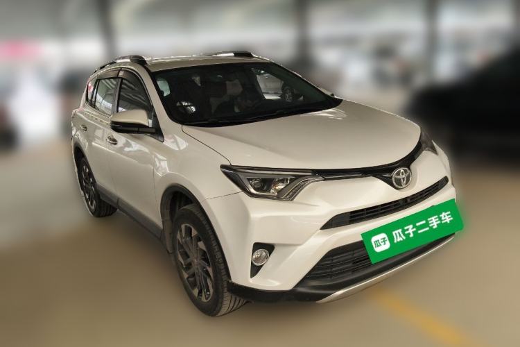 Used Toyota RAV4 2016 2.5L Automatic 4x4 Elite Edition Exterior 2