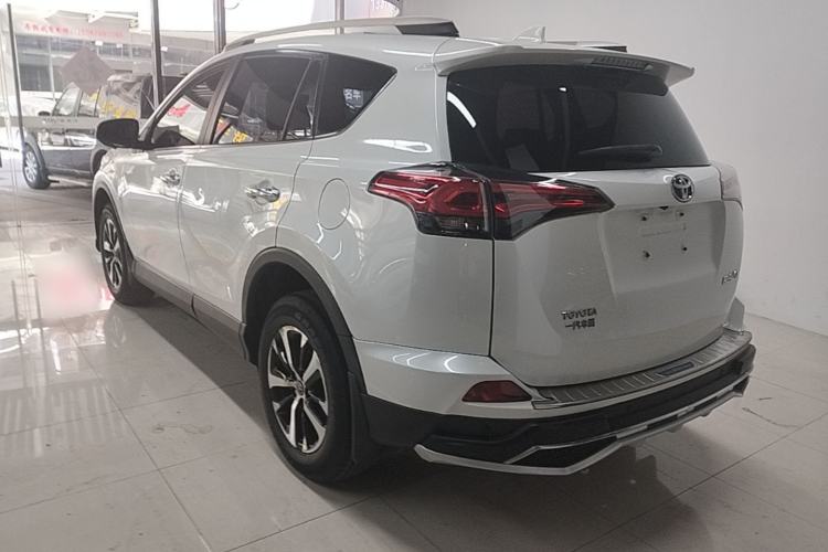 Used Toyota RAV4 2016 2.0L CVT Two-Wheel Drive Smart Edition China V Standard Exterior 2