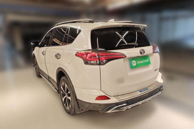 Used Toyota RAV4 2016 2.0L CVT Two-Wheel Drive Smart Edition China V Standard Exterior 3