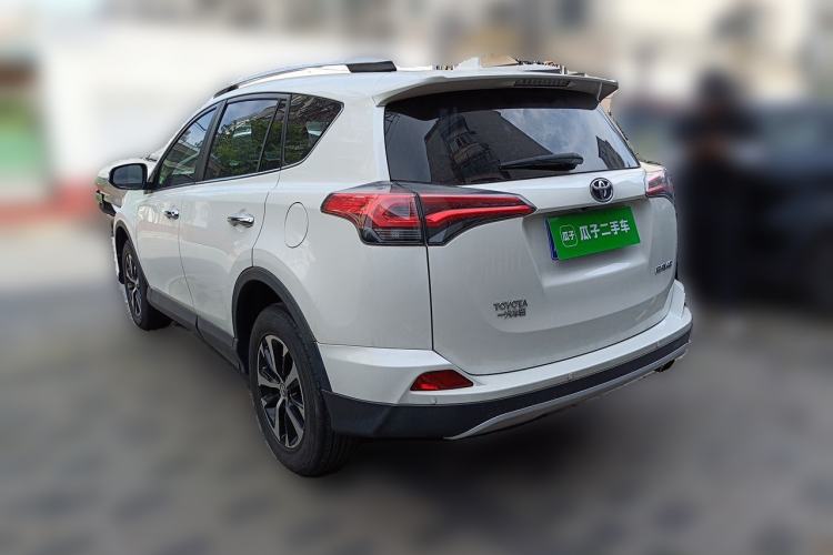 Used Toyota RAV4 2016 2.0L CVT Two-Wheel Drive Smart Edition China V Standard Exterior 3