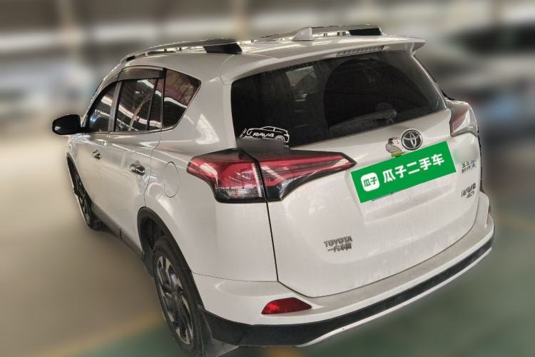 Used Toyota RAV4 2016 2.5L Automatic 4x4 Elite Edition Exterior 3