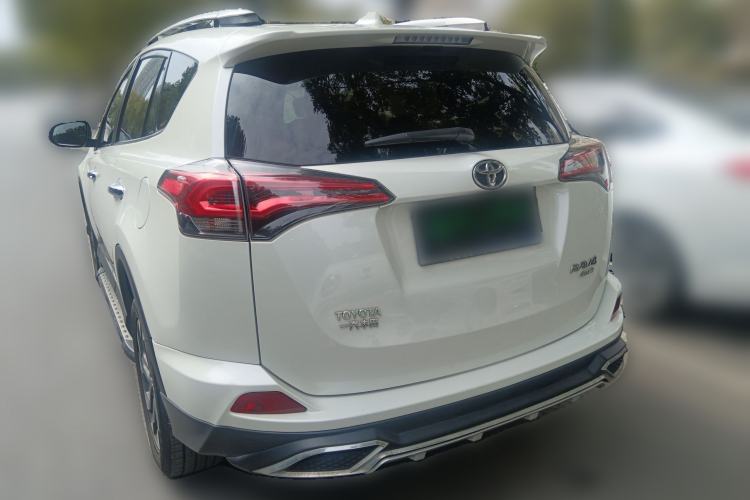 Used Toyota RAV4 2016 2.5L Automatic 4x4 Elite Edition Exterior 3
