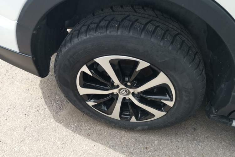Used Toyota RAV4 2016 2.0L CVT Two-Wheel Drive Smart Edition China V Standard Exterior 5