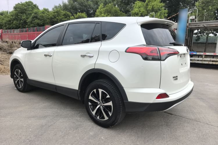 Used Toyota RAV4 2016 2.0L CVT Two-Wheel Drive Smart Edition China V Standard Exterior 6