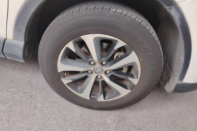 Used Toyota RAV4 2016 2.0L CVT Two-Wheel Drive Urban Edition China V Standard Exterior 7