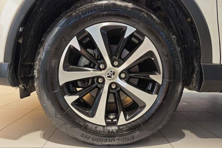 Used Toyota RAV4 2016 2.0L CVT Two-Wheel Drive Urban Edition China V Standard Exterior 7