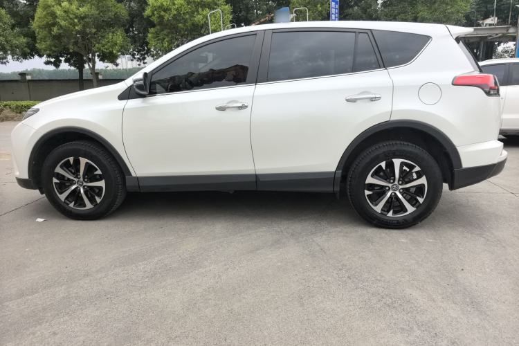 Used Toyota RAV4 2016 2.0L CVT Two-Wheel Drive Smart Edition China V Standard Exterior 9
