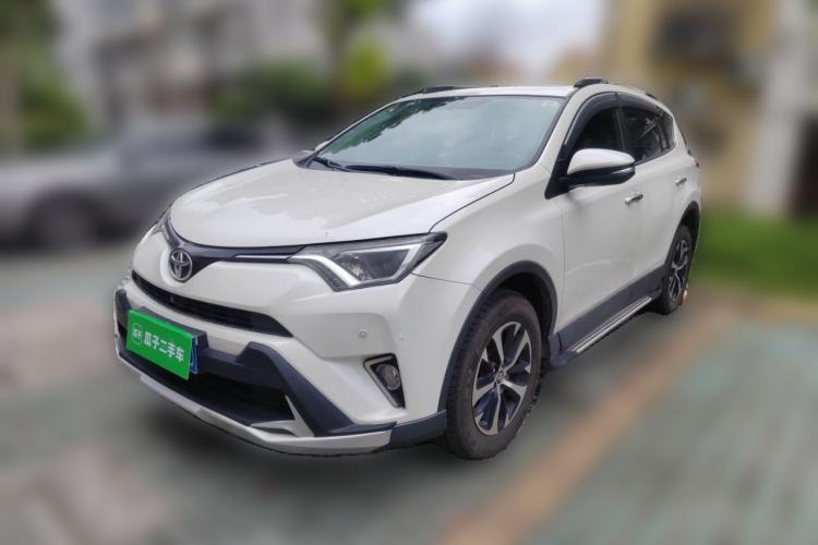 Used Toyota RAV4 2016 2.0L CVT Two-Wheel Drive Fashion Edition China V Standard Guazi used car, China used car export, Used car for sale, Used cars, Cheapest cars for sale
