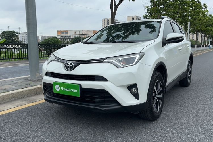 Used Toyota RAV4 2016 2.0L CVT Two-Wheel Drive Urban Edition China V Standard Guazi used car, China used car export, Used car for sale, Used cars, Cheapest cars for sale