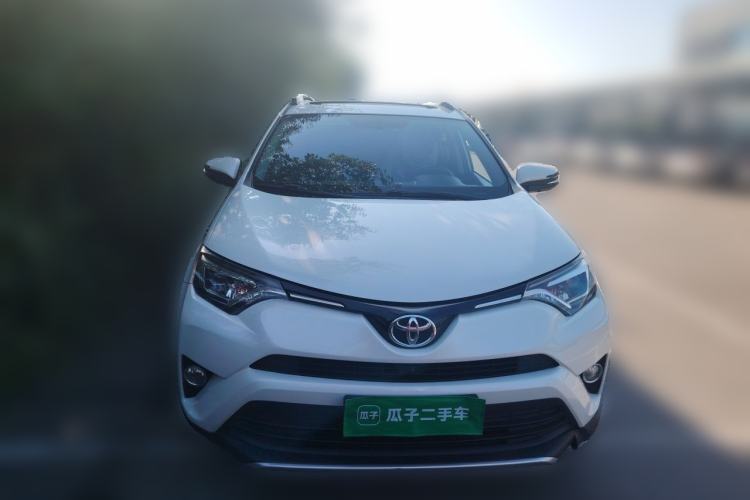 Used Toyota RAV4 2016 2.0L CVT 4x4 New Edition China V Standard Front