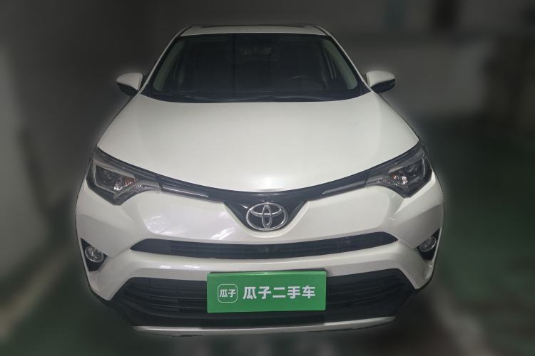 Used Toyota RAV4 2016 2.0L CVT 4x4 New Edition China V Standard Front