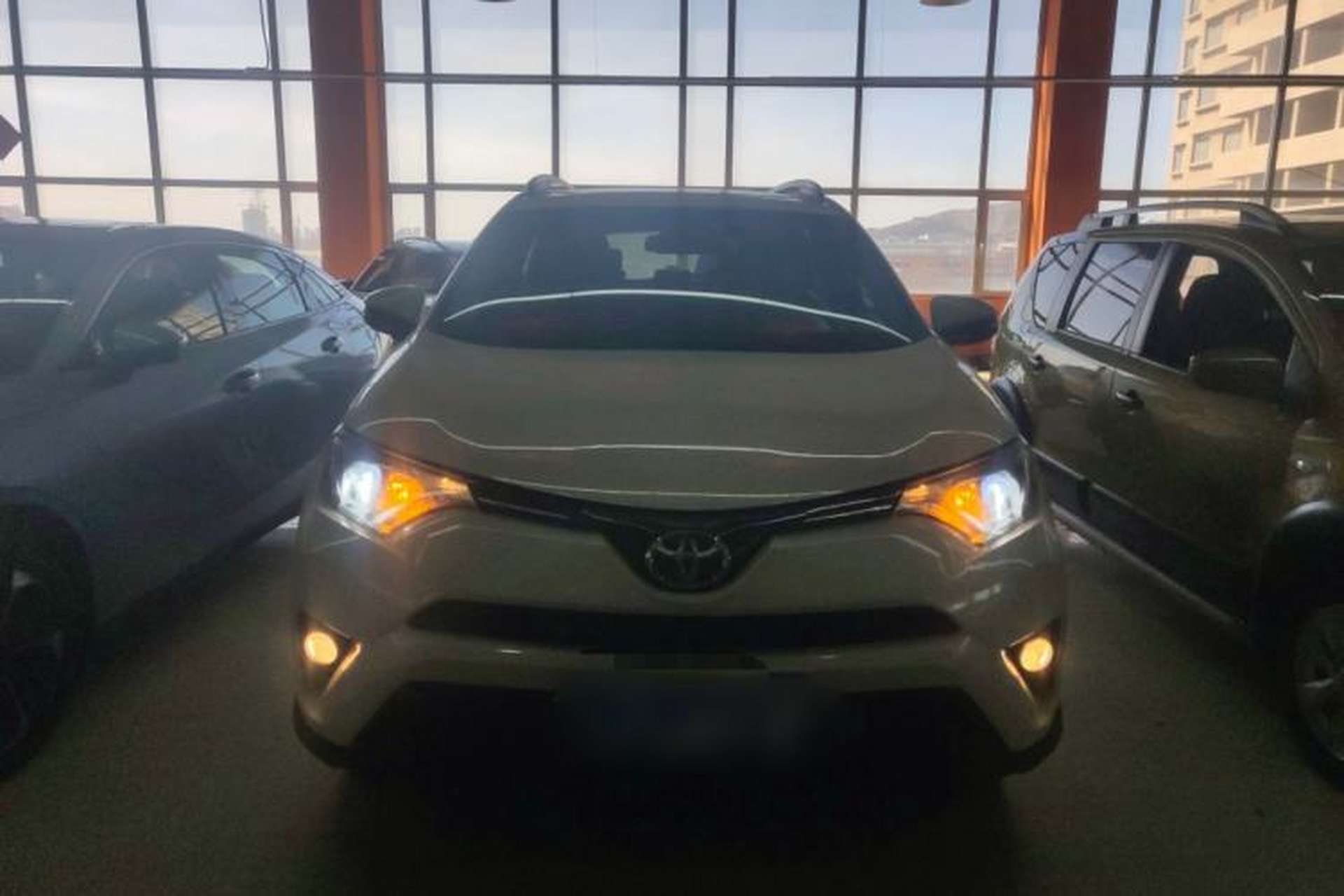Used Toyota RAV4 2016 2.0L CVT Two-Wheel Drive Comfort Edition China V Standard Front