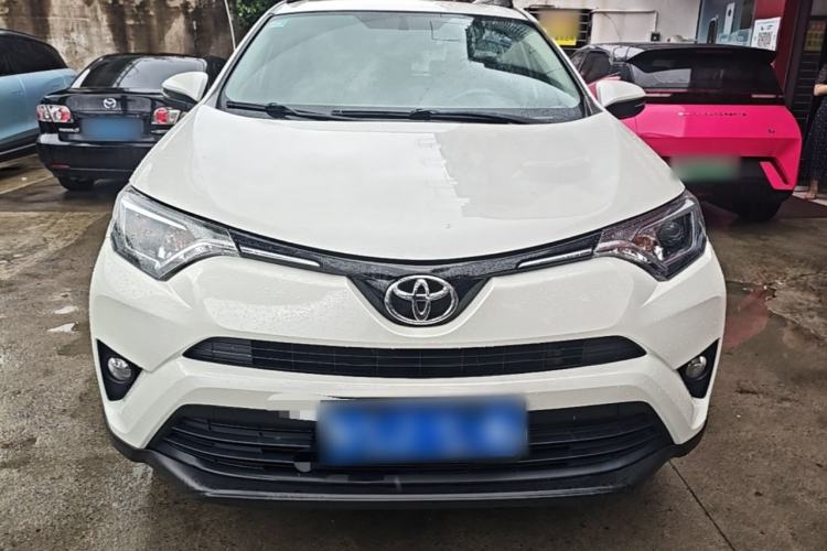 Used Toyota RAV4 2016 2.0L CVT Two-Wheel Drive Urban Edition China V Standard Front