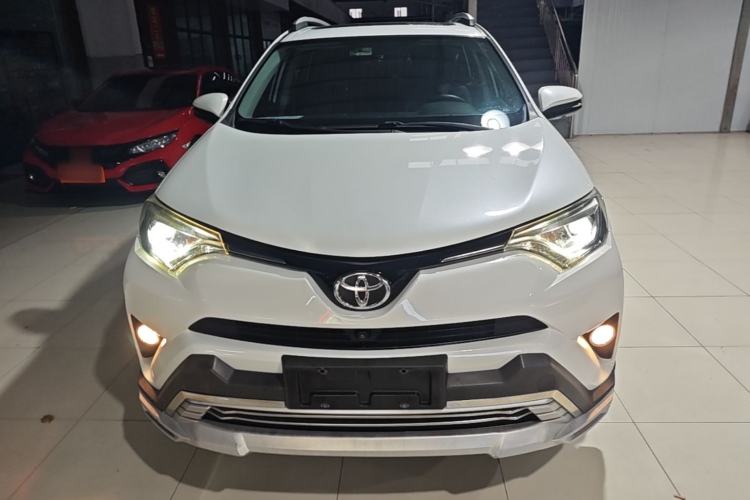 Used Toyota RAV4 2016 2.5L Automatic 4x4 Elite Edition Front