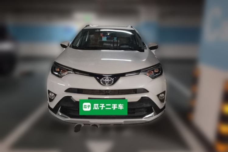 Used Toyota RAV4 2016 2.5L Automatic 4x4 Elite Edition Front